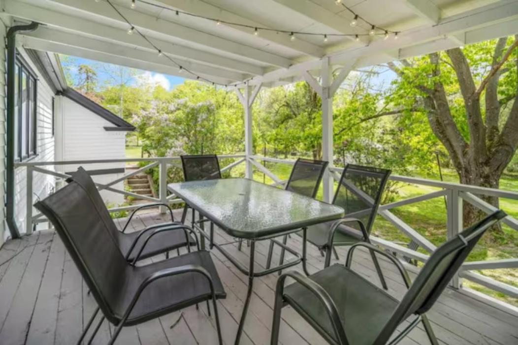 Cayuga Bungalow On Lake—Sleeps 13—Outdoor Firepit Lansing Esterno foto